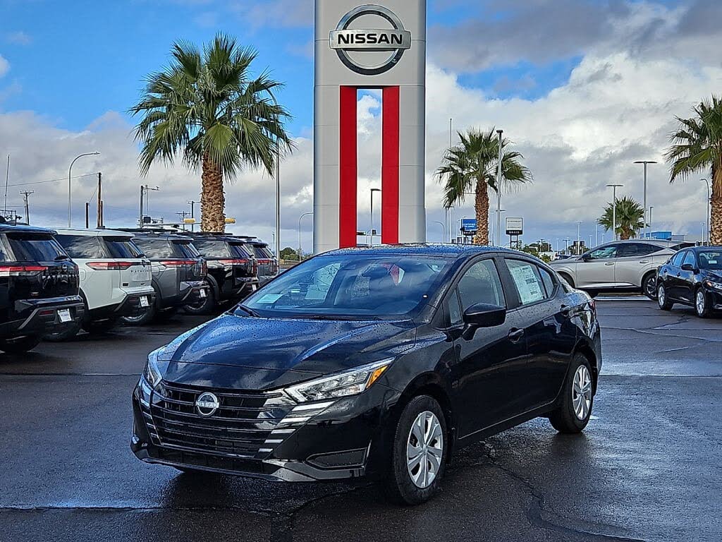 2025 Nissan Versa S FWD
