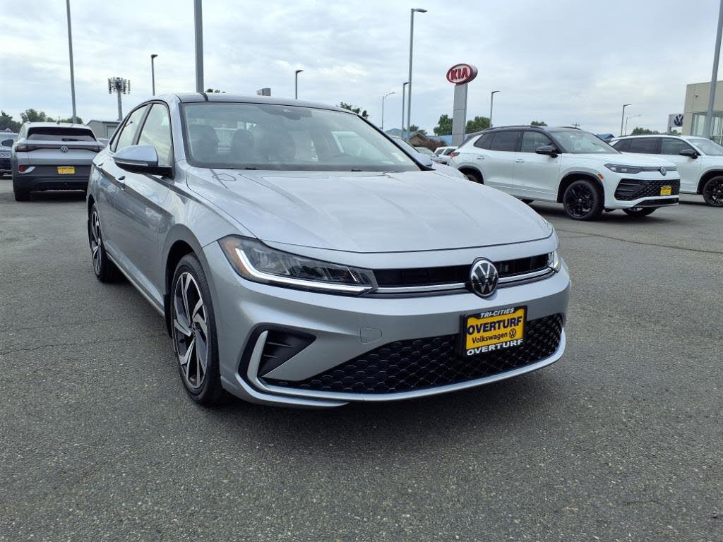 2025 Volkswagen Jetta SEL FWD