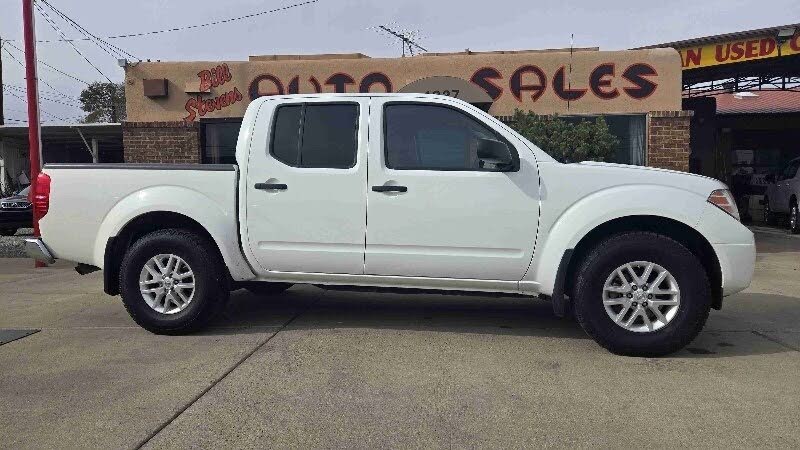 2018 Nissan Frontier SV V6 Crew Cab 4WD