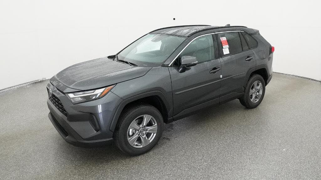2025 Toyota RAV4 XLE AWD