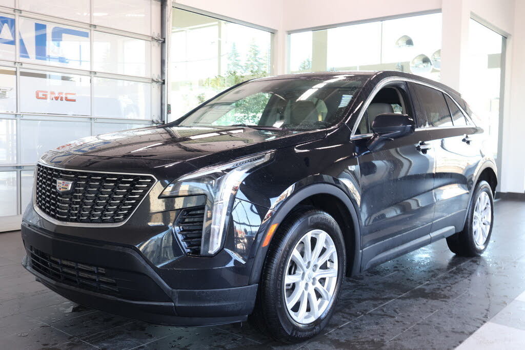Cadillac XT4 Luxury AWD 2022
