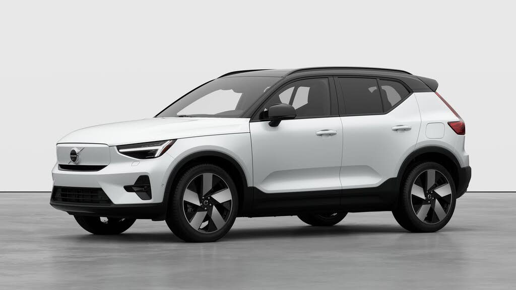 2026 Volvo EX40
