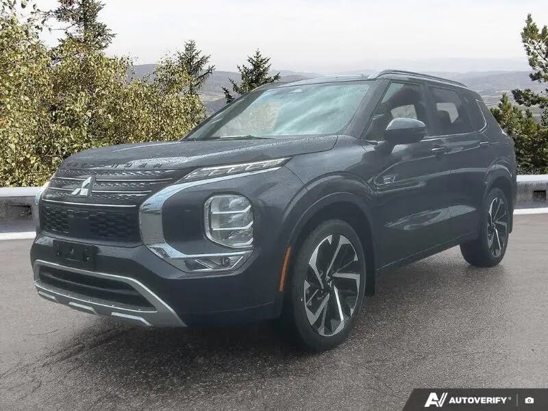 2025 Mitsubishi Outlander Hybrid Plug-in SEL S-AWC