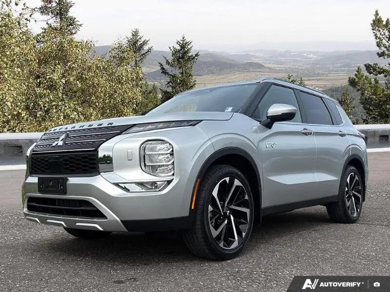 2025 Mitsubishi Outlander Hybrid Plug-in SEL S-AWC