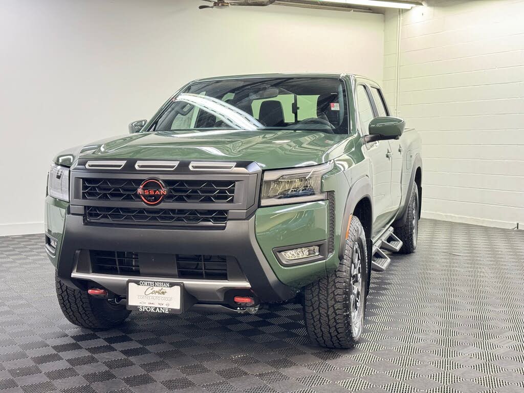 2026 Nissan Frontier PRO-4X Crew Cab LB 4WD