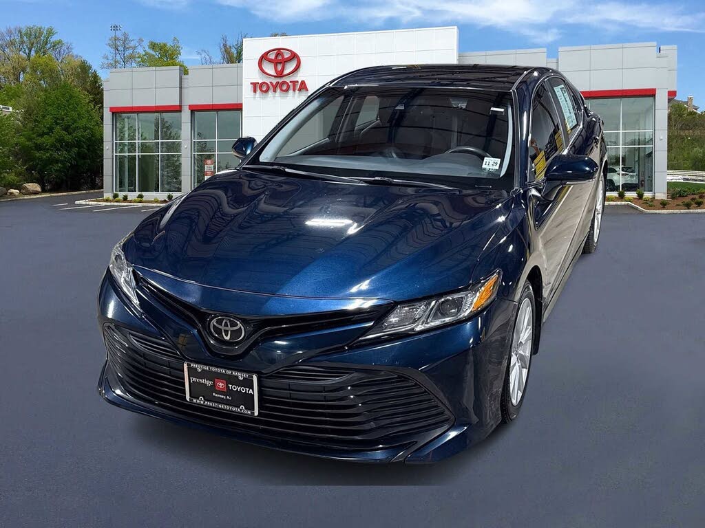 2019 Toyota Camry LE FWD