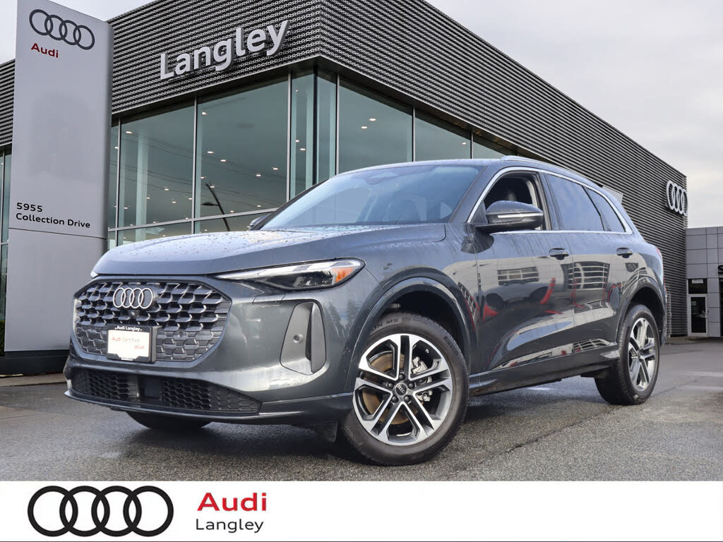 2025 Audi Q5 quattro Premium 40 TFSI