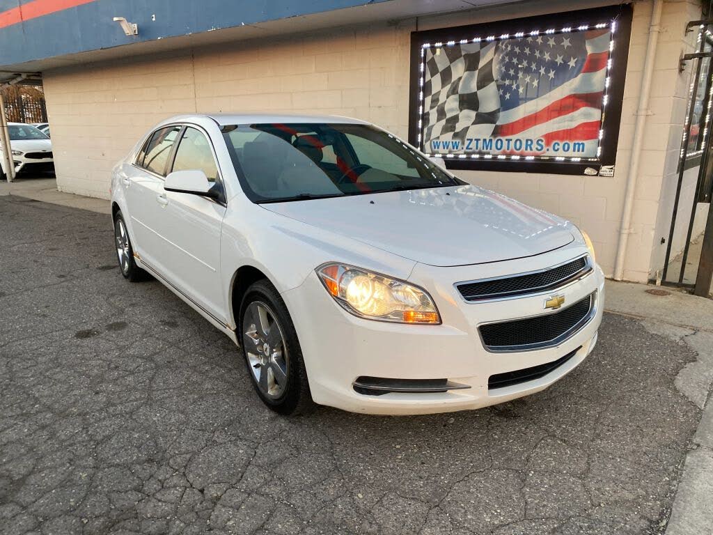 2010 Chevrolet Malibu 2LT FWD