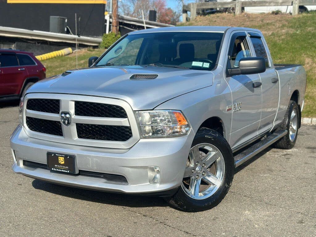 2014 RAM 1500 Express Quad Cab 4WD
