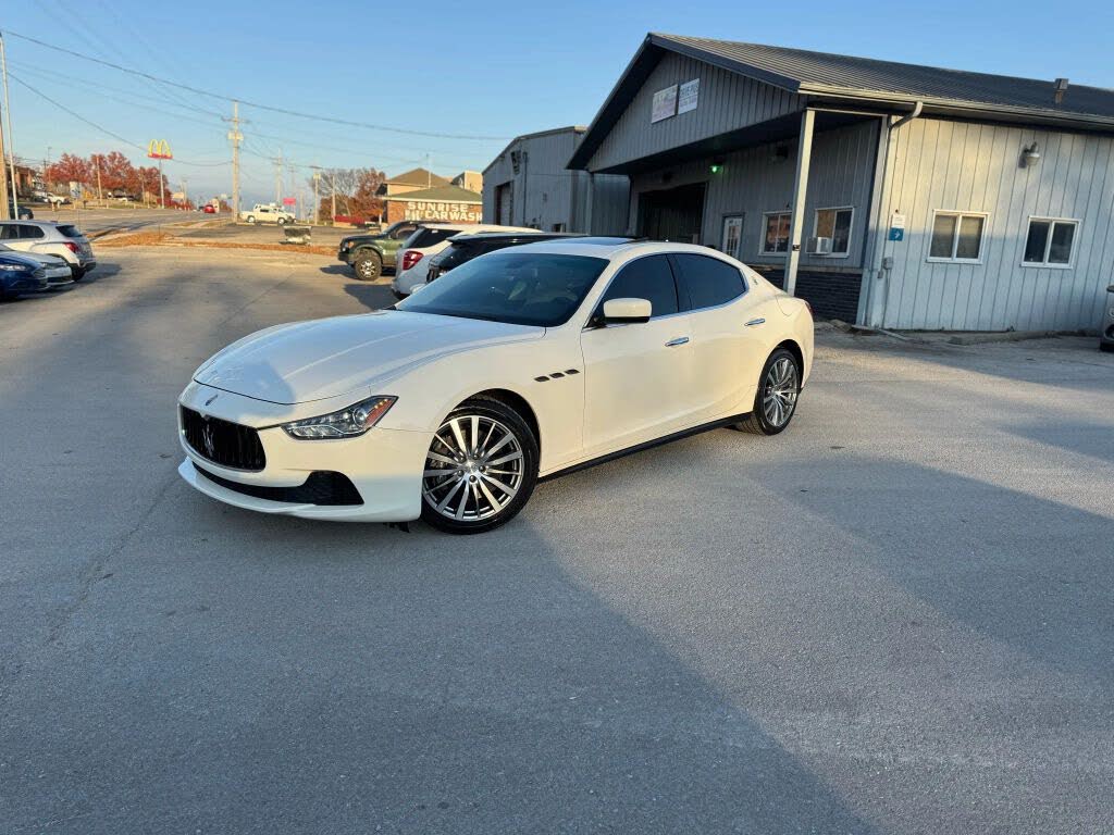 2015 Maserati Ghibli RWD