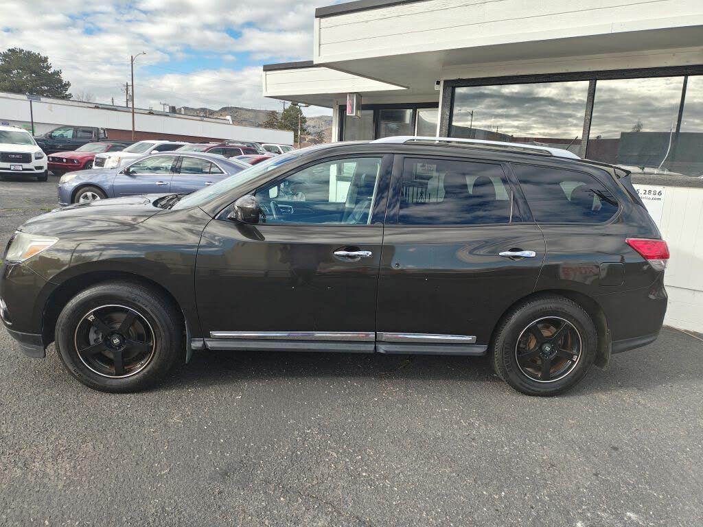 2015 Nissan Pathfinder SL 4WD