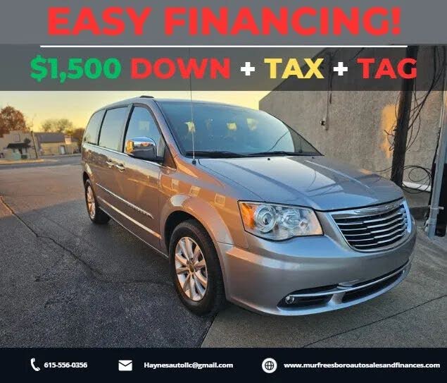 2016 Chrysler Town & Country Limited Platinum FWD