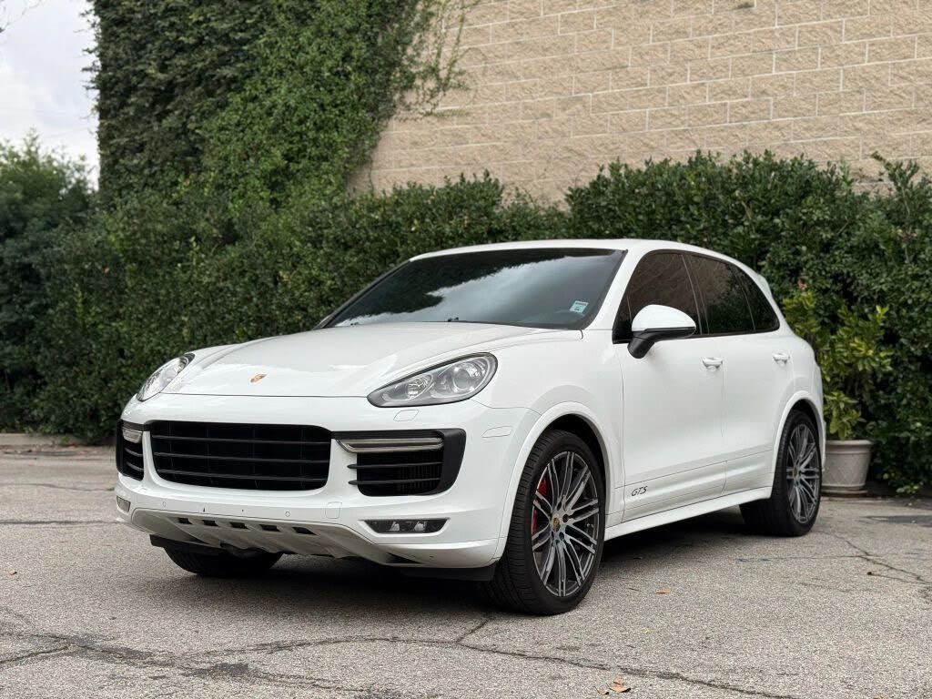2016 Porsche Cayenne GTS AWD