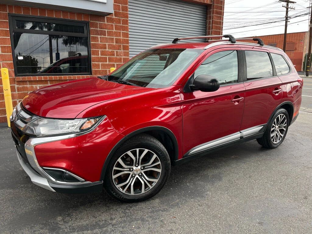 2017 Mitsubishi Outlander ES