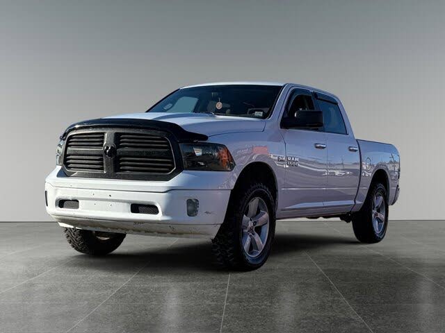 2017 RAM 1500 SLT Crew Cab 4WD