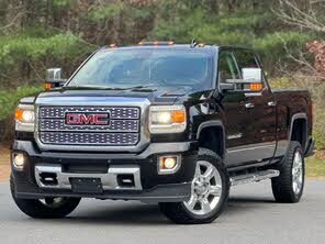 GMC Sierra 2500HD Denali Crew Cab SB 4WD