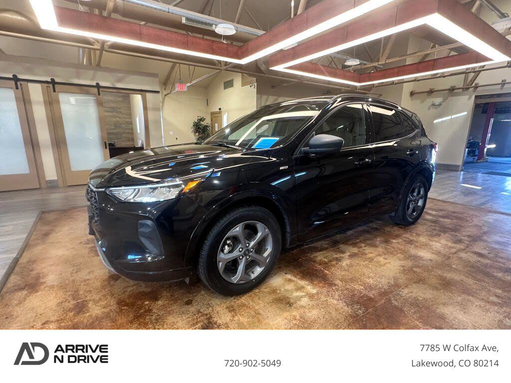 2023 Ford Escape ST-Line AWD