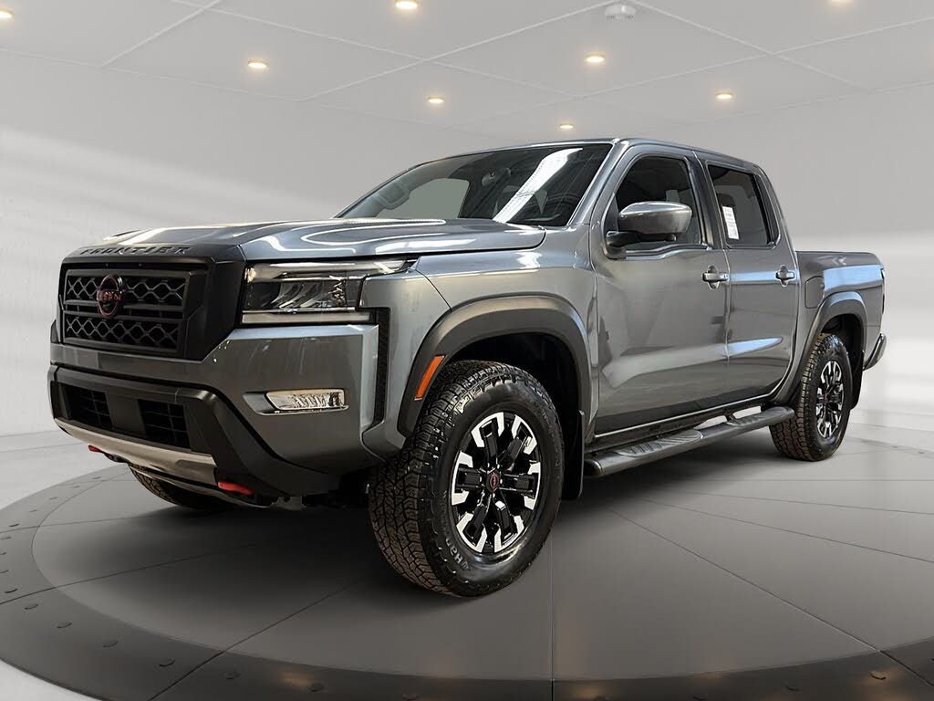 2023 Nissan Frontier PRO-4X Crew Cab 4WD