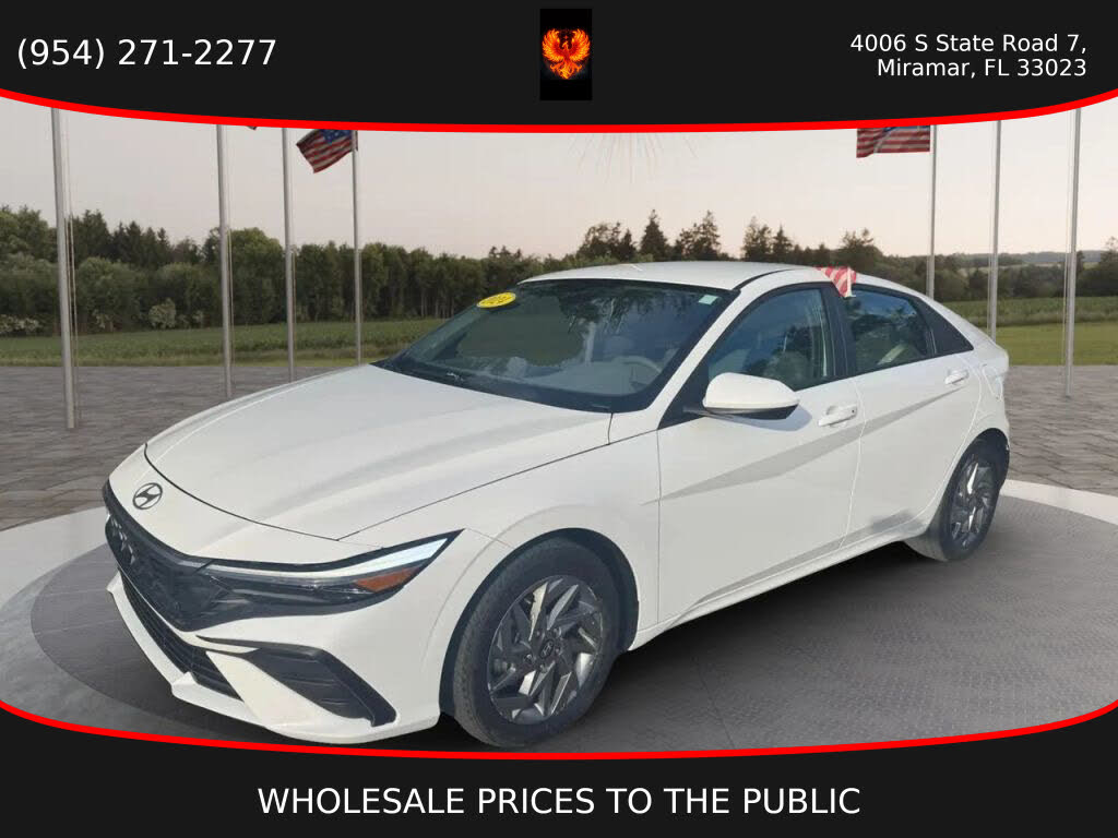 2024 Hyundai Elantra SEL FWD