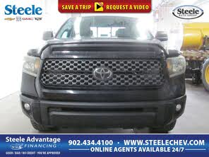 Toyota Tundra SR5 Double Cab 5.7L 4WD