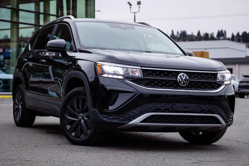 Volkswagen Taos Comfortline FWD 2024