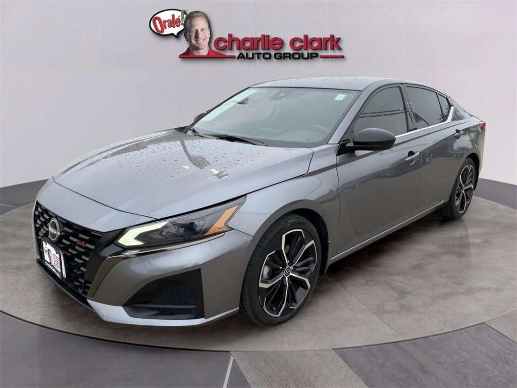 2023 Nissan Altima 2.5 SR FWD