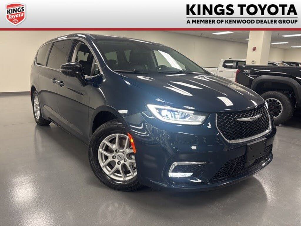 2024 Chrysler Pacifica Touring L FWD