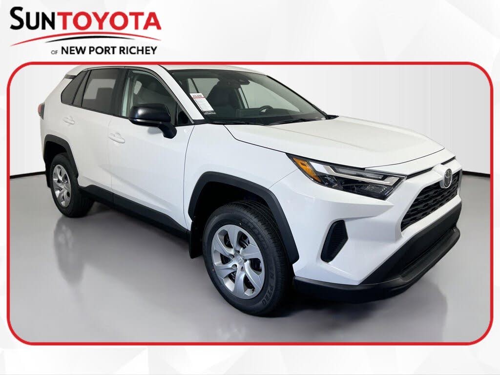 2025 Toyota RAV4 LE FWD