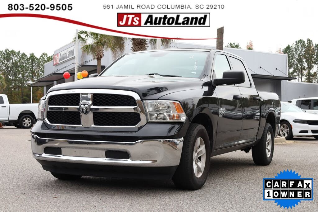 2022 RAM 1500 Classic SLT Crew Cab RWD