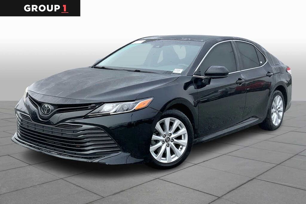 2019 Toyota Camry LE FWD