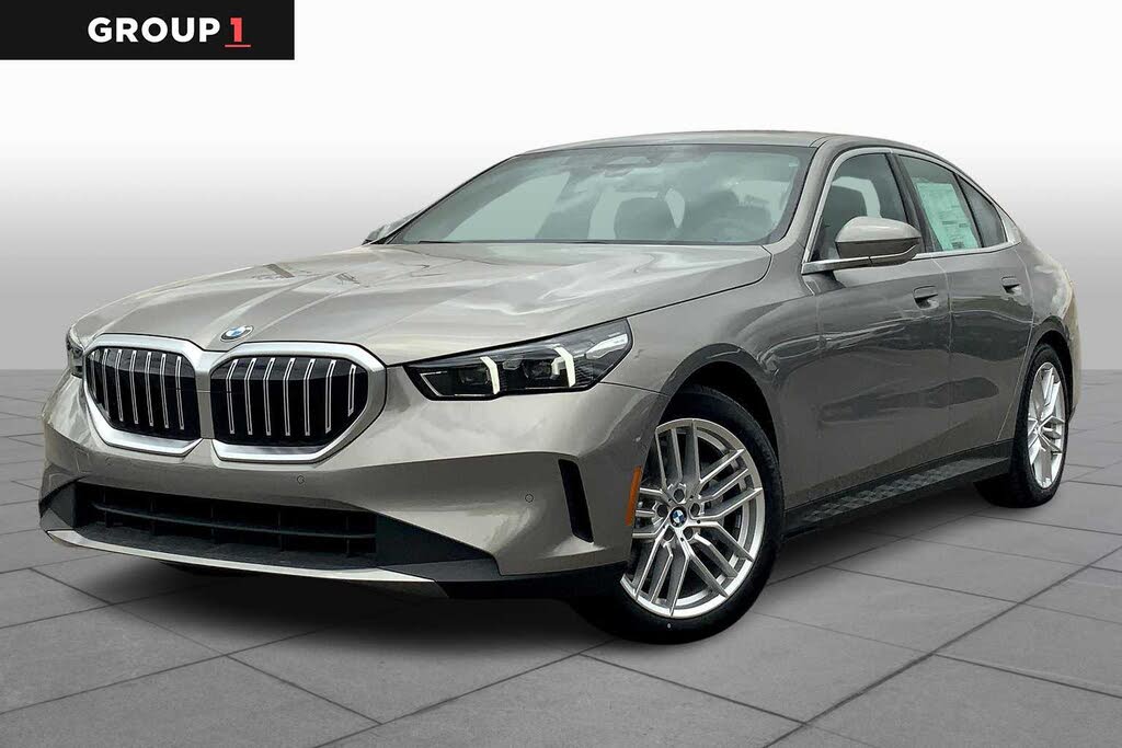 2024 BMW 5 Series 530i RWD
