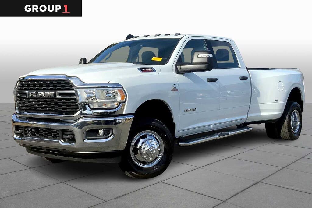 2024 RAM 3500 Big Horn Crew Cab LB DRW 4WD