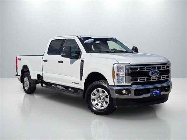 2024 Ford F-350 Super Duty XLT Crew Cab 4WD