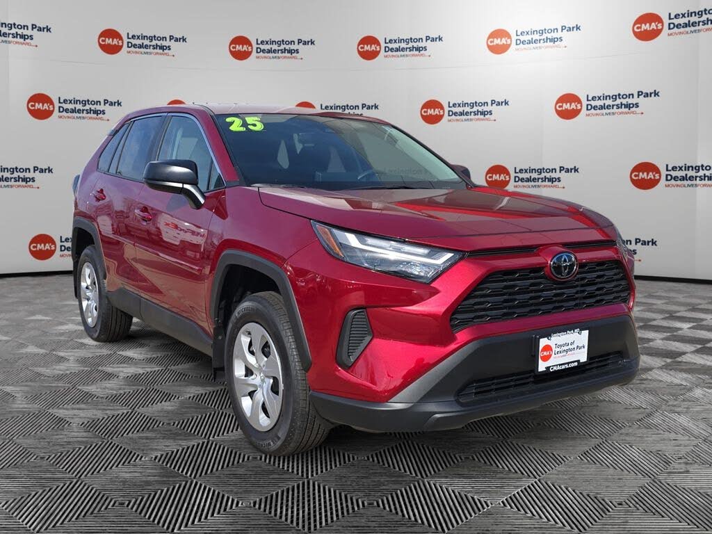 2025 Toyota RAV4 LE AWD