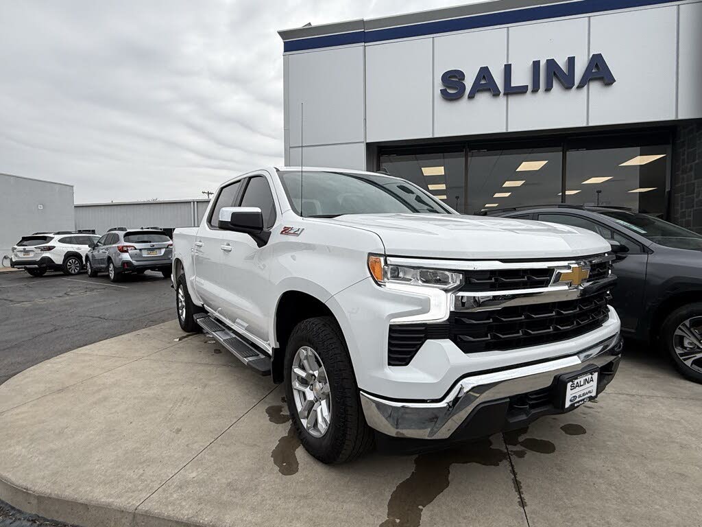 2023 Chevrolet Silverado 1500 LT Crew Cab 4WD