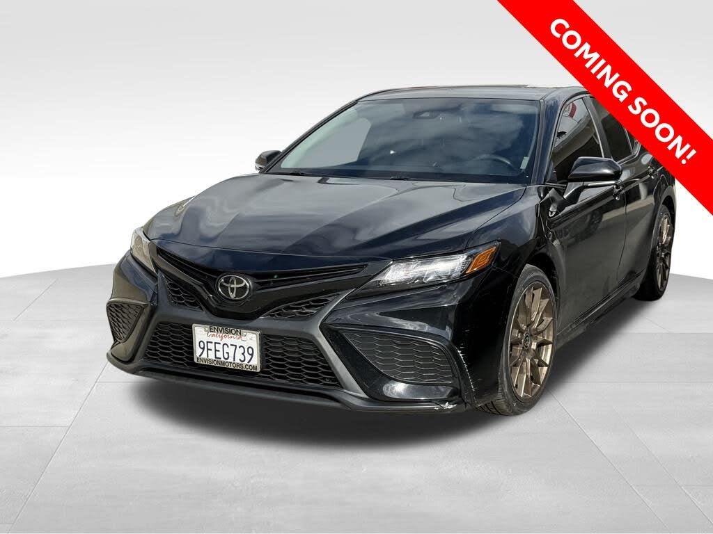 2023 Toyota Camry SE Nightshade FWD
