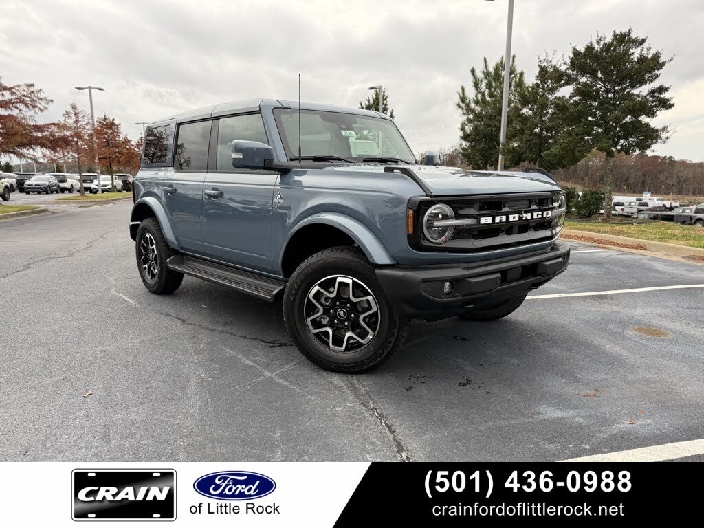 2025 Ford Bronco Outer Banks 4-Door 4WD