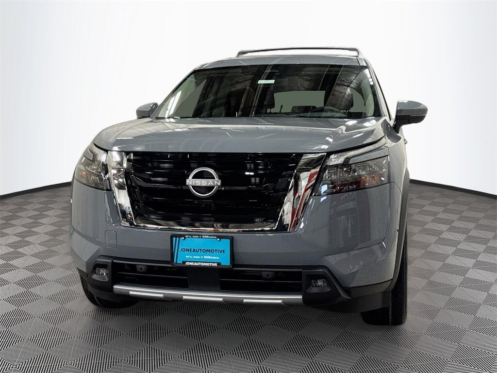 2025 Nissan Pathfinder Platinum 4WD