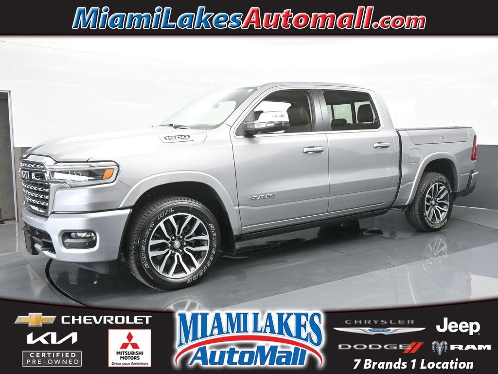 2025 RAM 1500 Limited Crew Cab 4WD