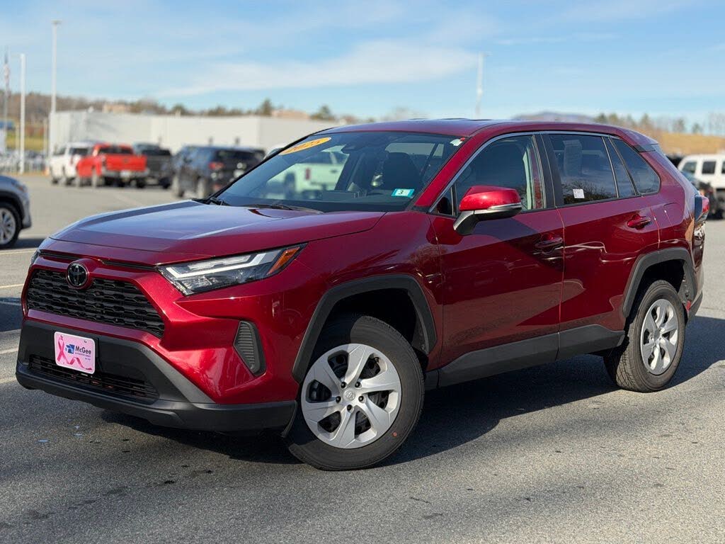 2025 Toyota RAV4 LE AWD