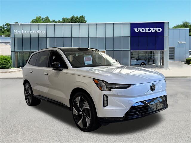 2025 Volvo EX90 Twin Performance Plus 6-Passenger eAWD