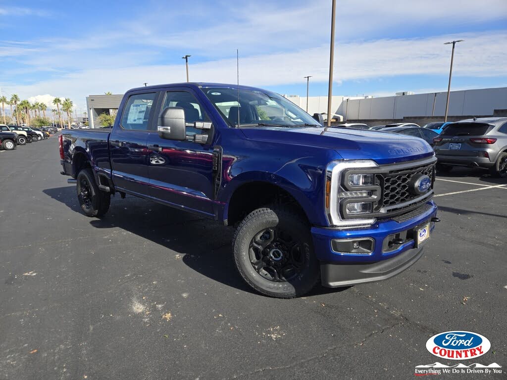 2026 Ford F-250 Super Duty XL Crew Cab 4WD