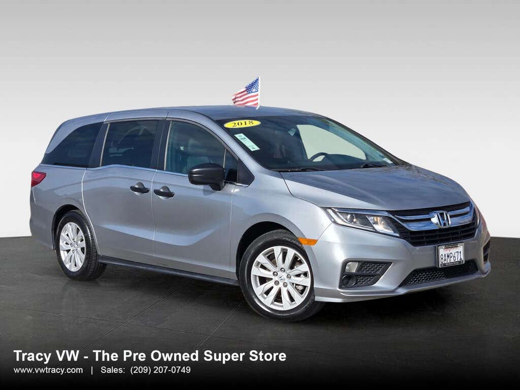 2018 Honda Odyssey LX FWD