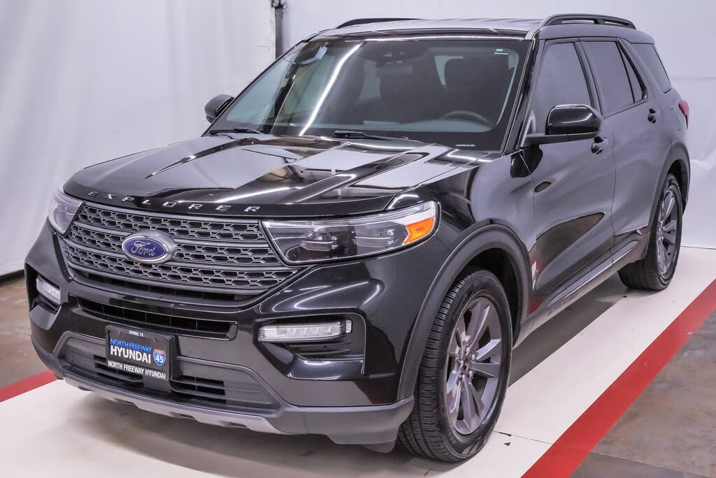 2022 Ford Explorer XLT RWD