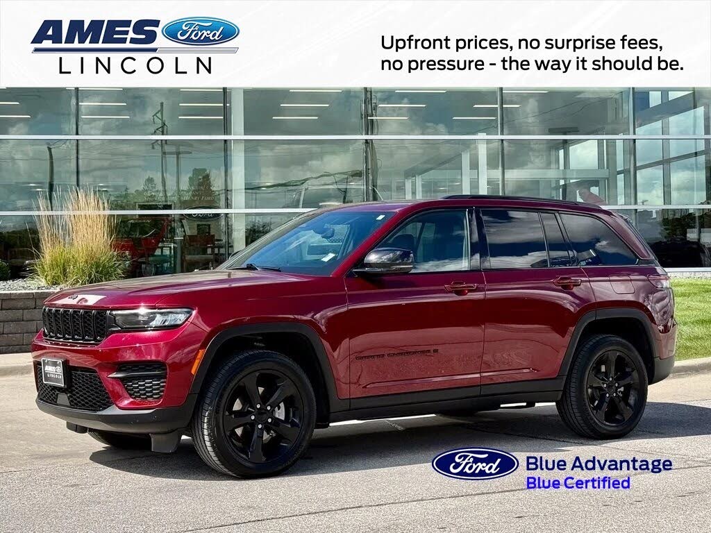 2023 Jeep Grand Cherokee Altitude 4WD