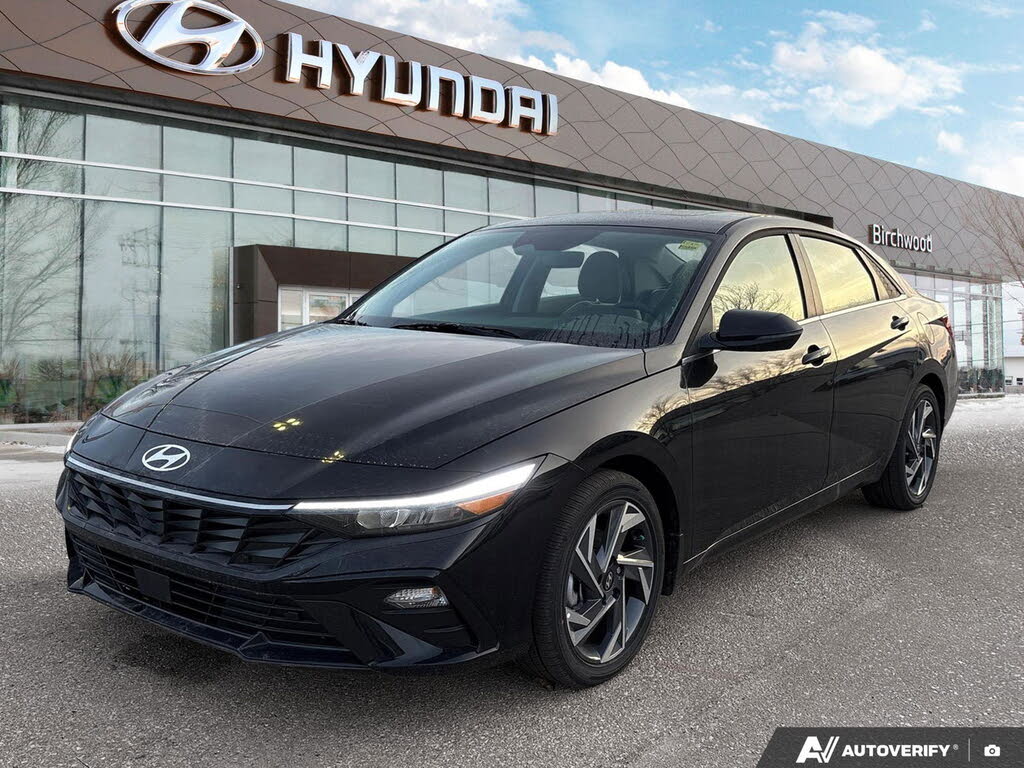 2025 Hyundai Elantra Hybrid Luxury FWD