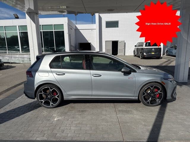 2025 Volkswagen Golf GTI Autobahn FWD