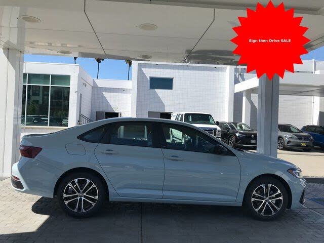 2025 Volkswagen Jetta Sport FWD