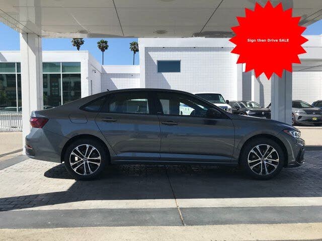 2025 Volkswagen Jetta Sport FWD