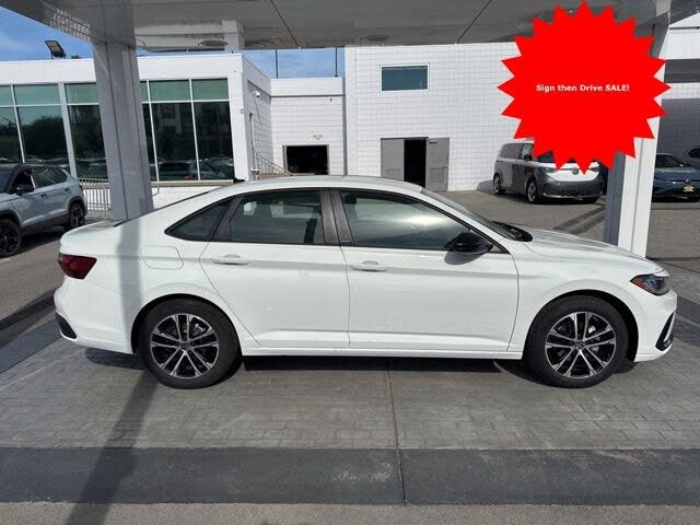 2025 Volkswagen Jetta Sport FWD